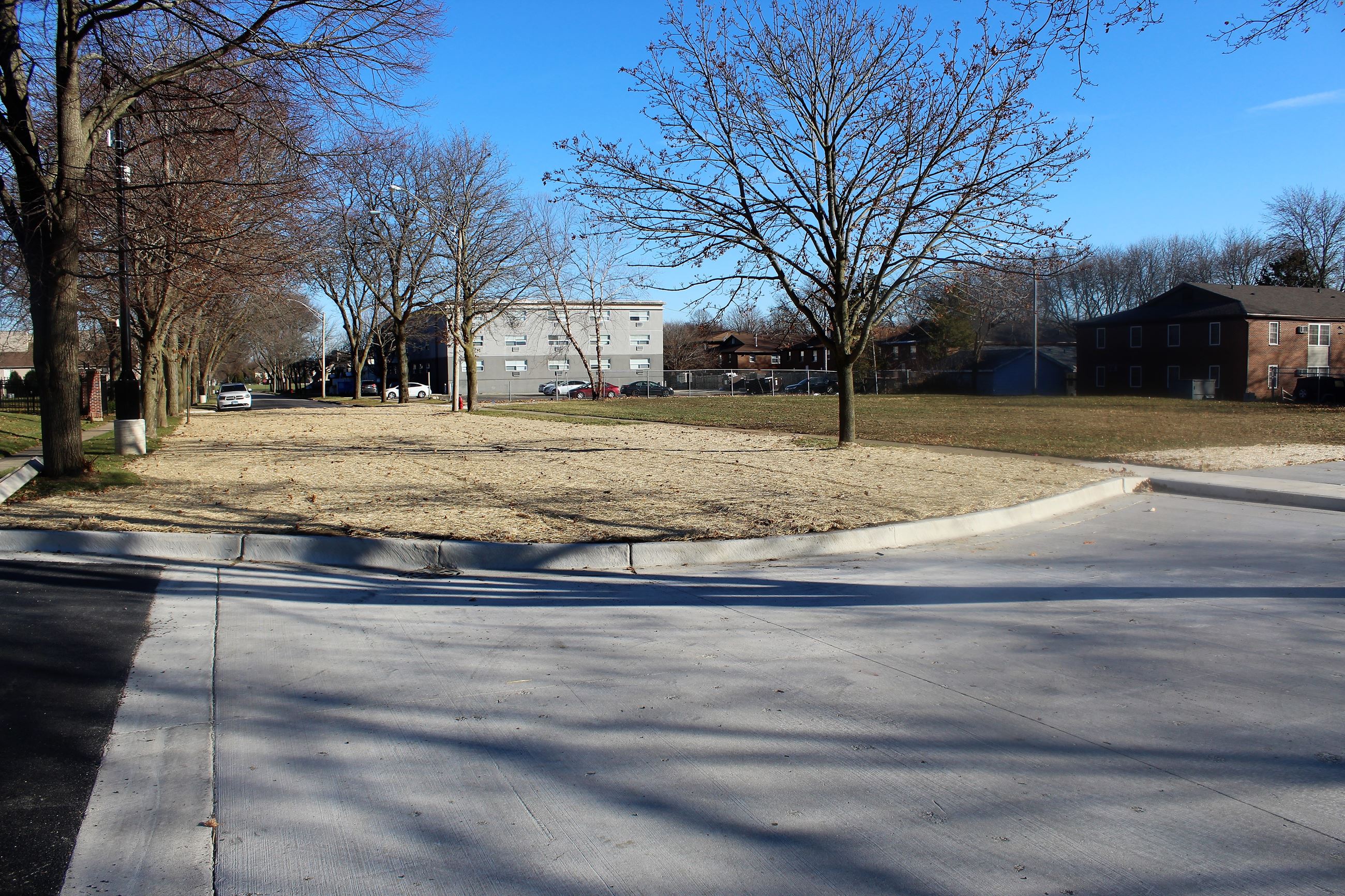 A grassy area has been built on the middle of the block on Edgebrook Drive.